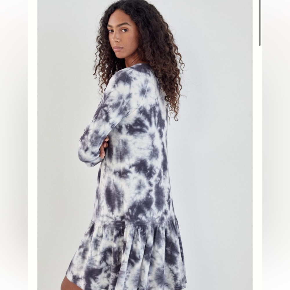 NWOT POLLIE TIERED TIE-DYE MINI DRESS
